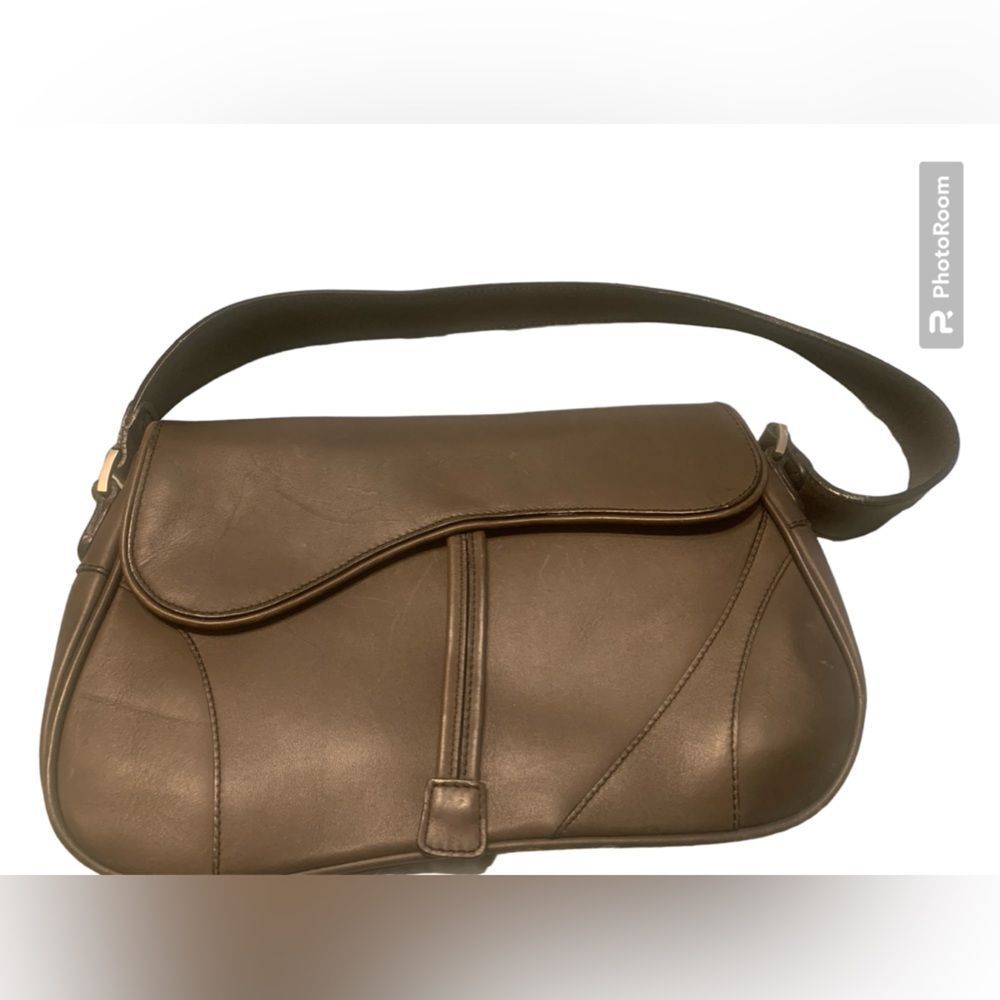M.London grey leather purse